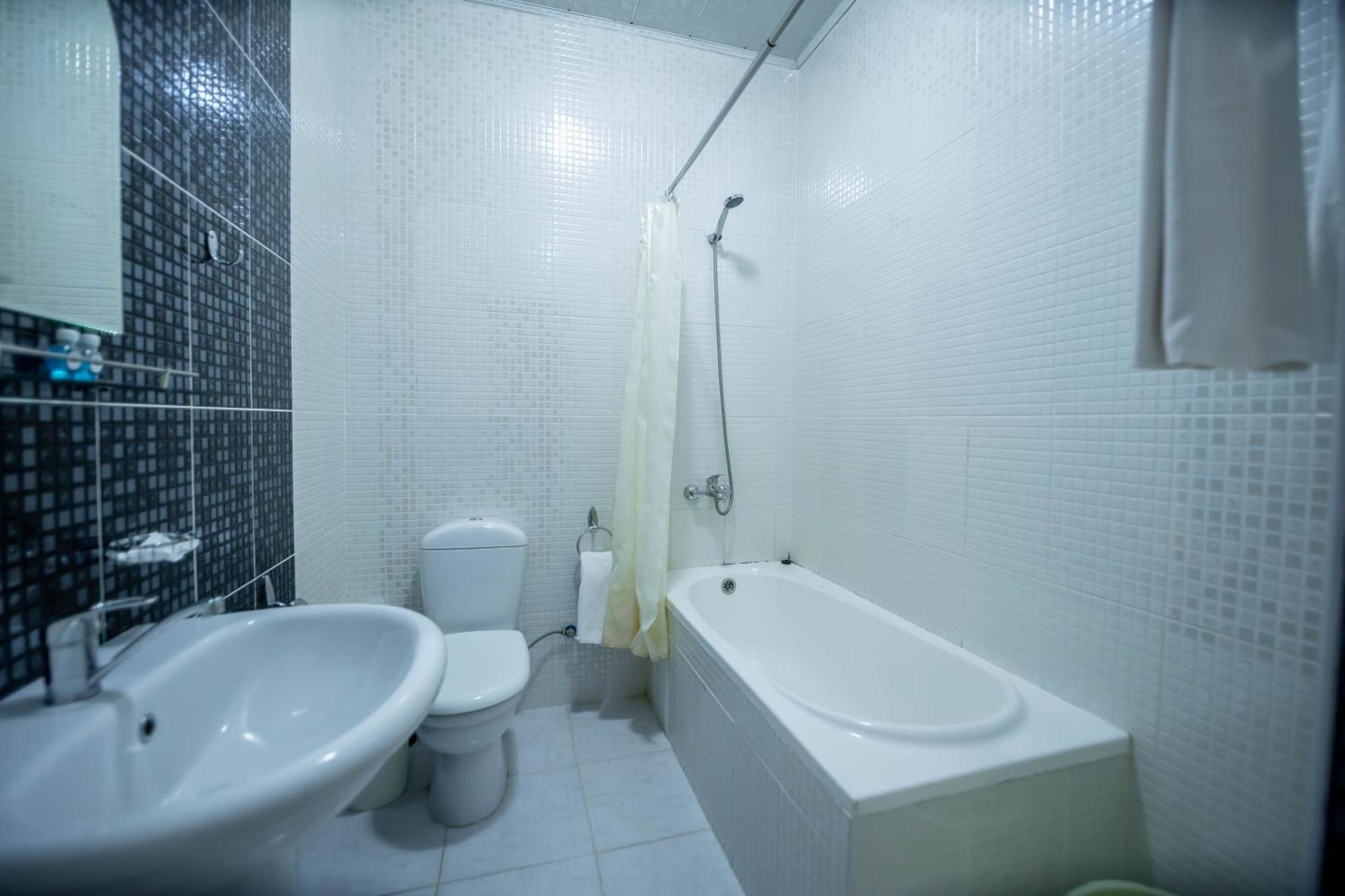 Reikartz Modarixon Bukhara Exterior foto